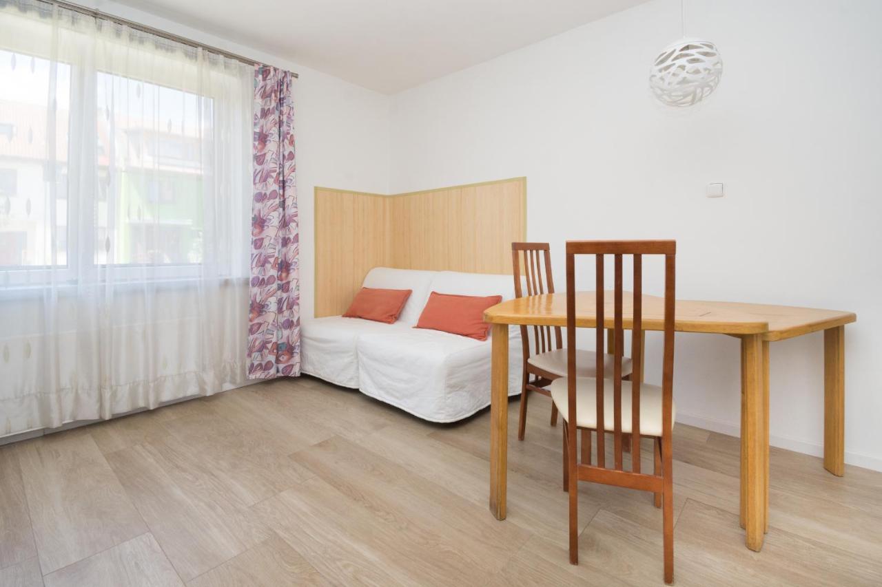 Sunny Apartment ออลอโมตซ์ ภายนอก รูปภาพ