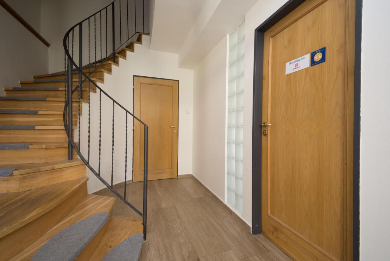 Sunny Apartment ออลอโมตซ์ ภายนอก รูปภาพ